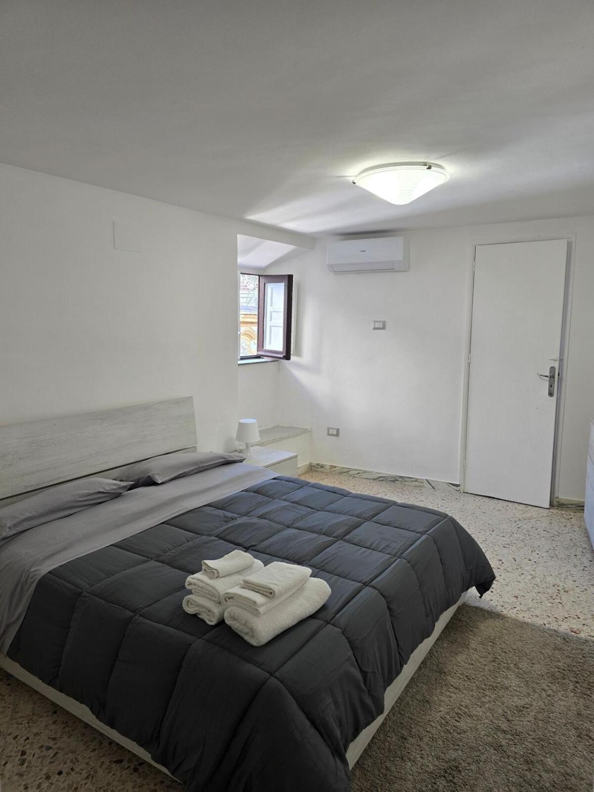 Hotel Mak House Palermo Esterno foto