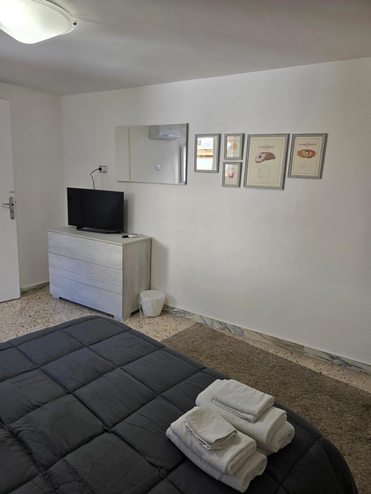 Hotel Mak House Palermo Esterno foto